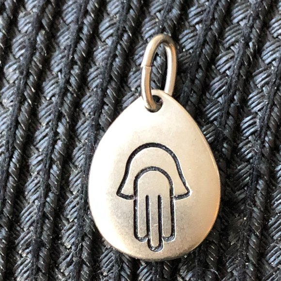H. Stern Jewelry Hamsa and stars pendant charm - NEW in giftbag - Picture 1 of 7